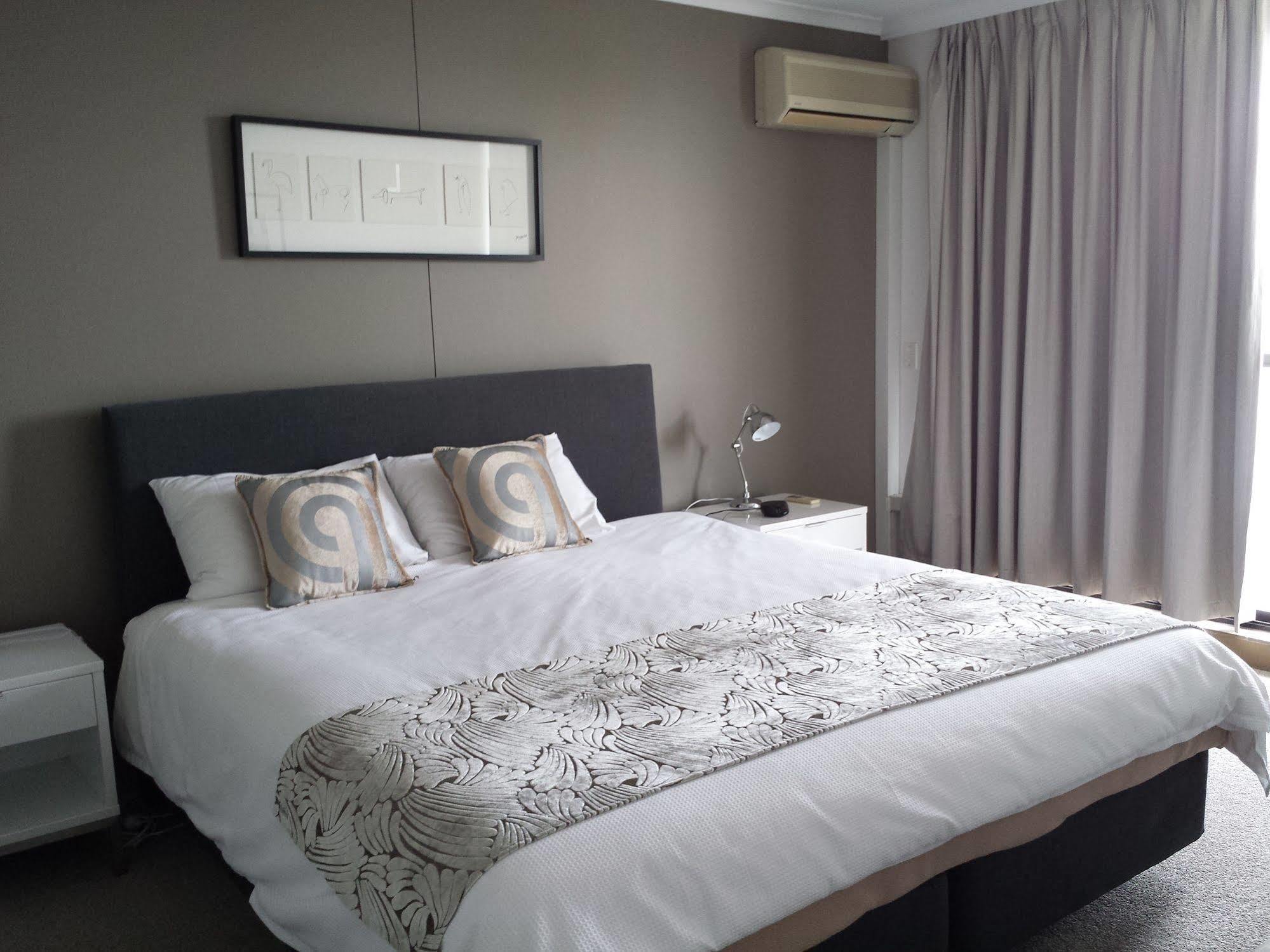 Kirribilli 3*