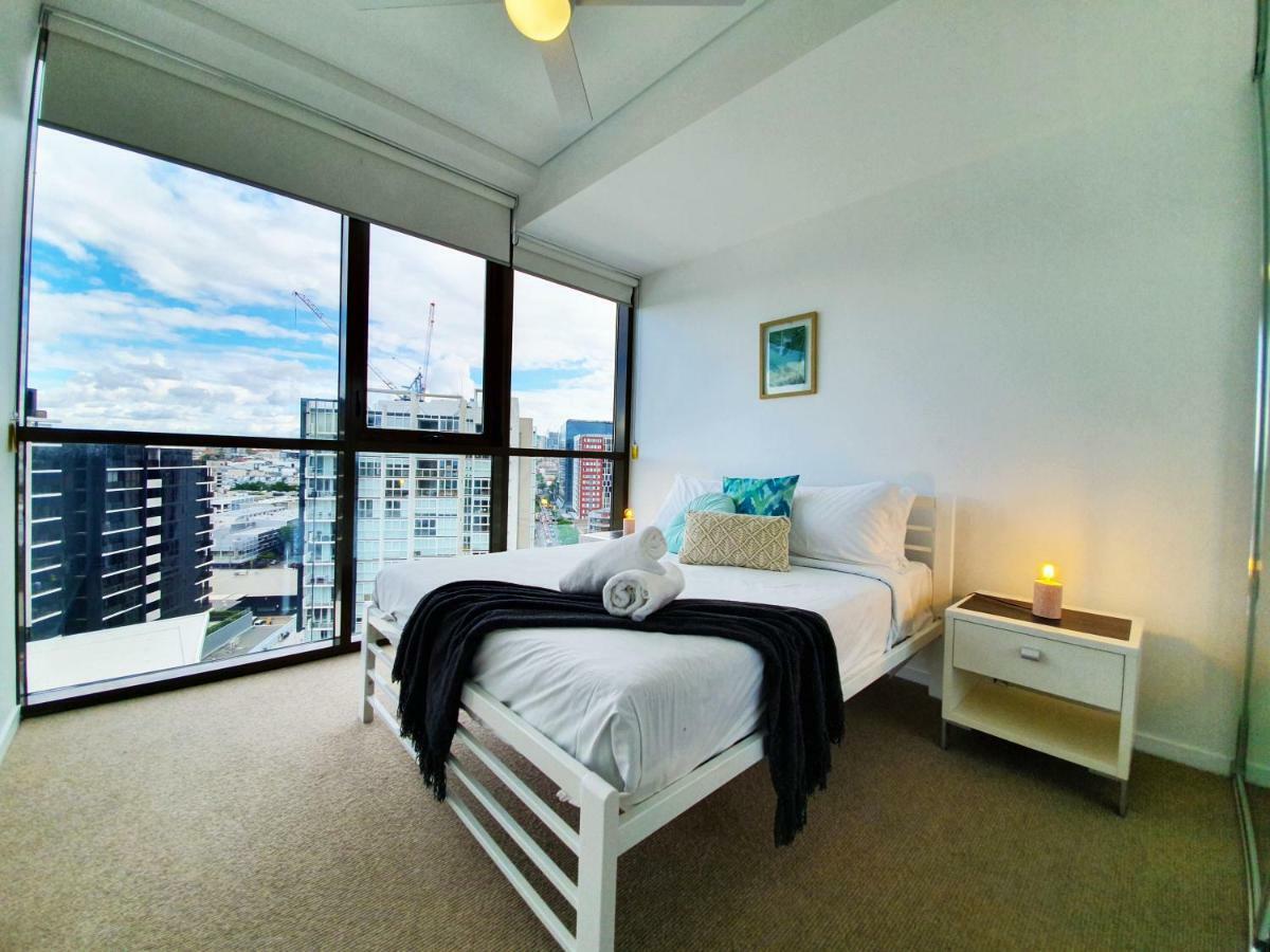 2br Food & Drink Hub ★gym★pool★views★roof Terrace Apartamento *