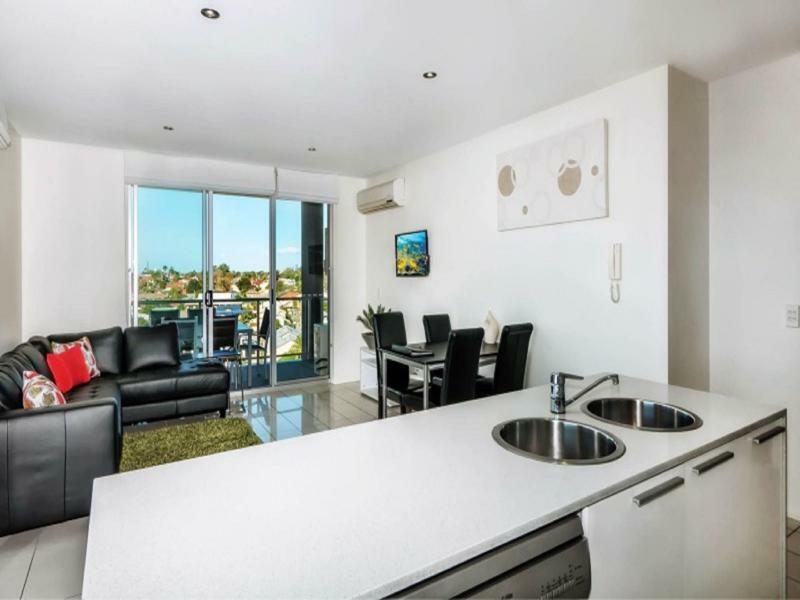 The Chermside 4*