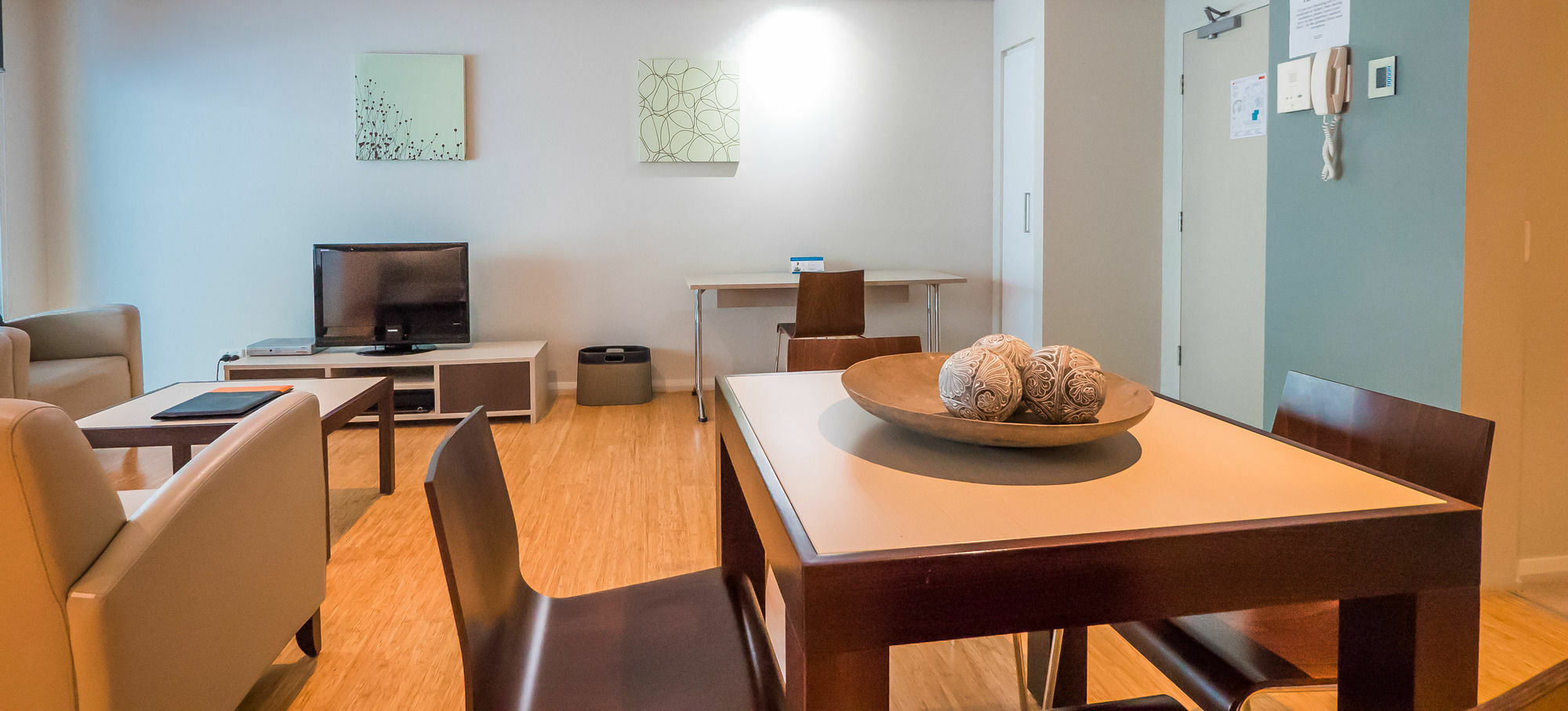 Aparthotel South 4*