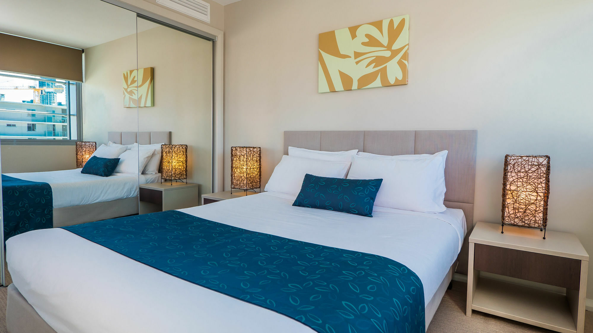 South Aparthotel