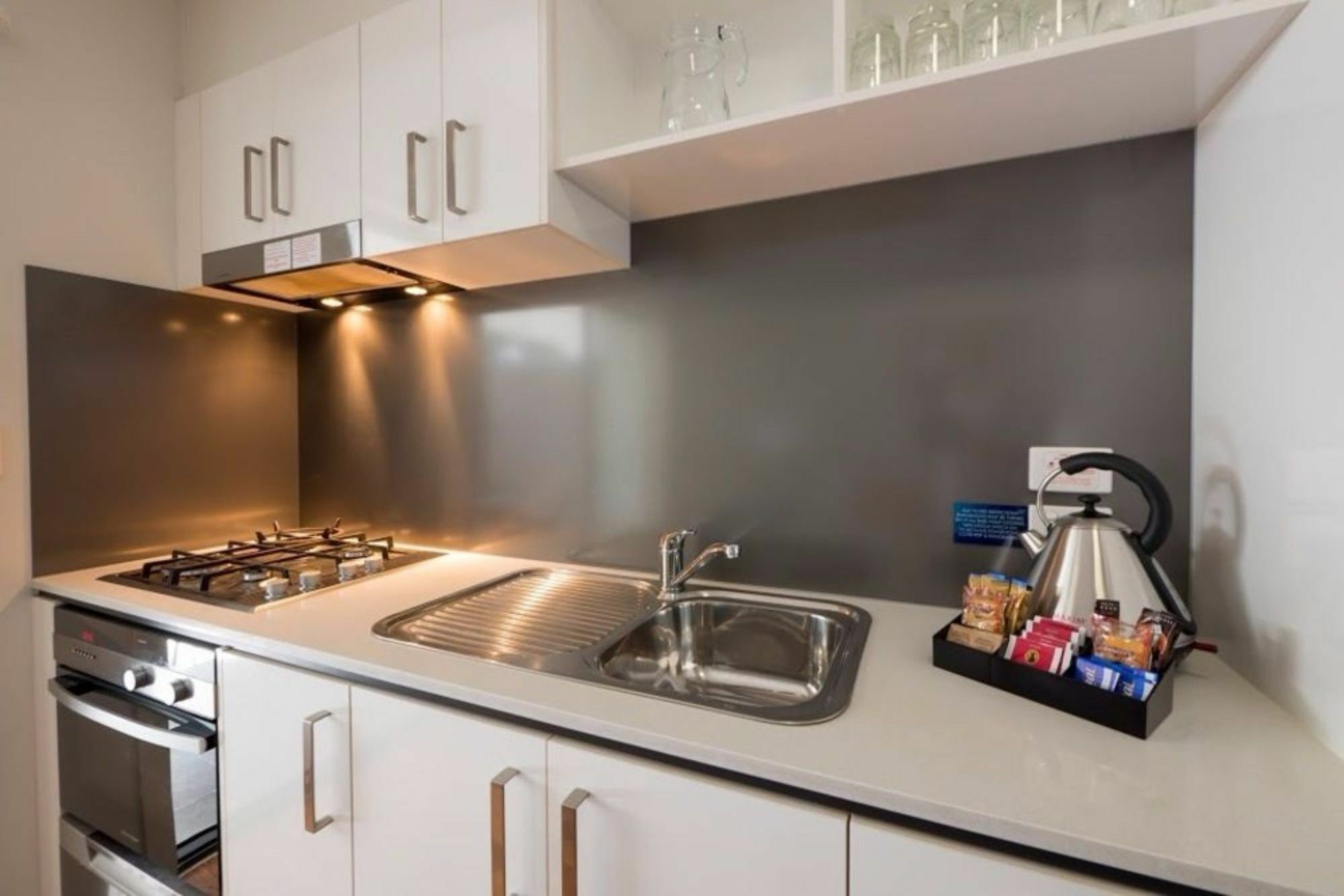 Essence Chermside Aparthotel 4*
