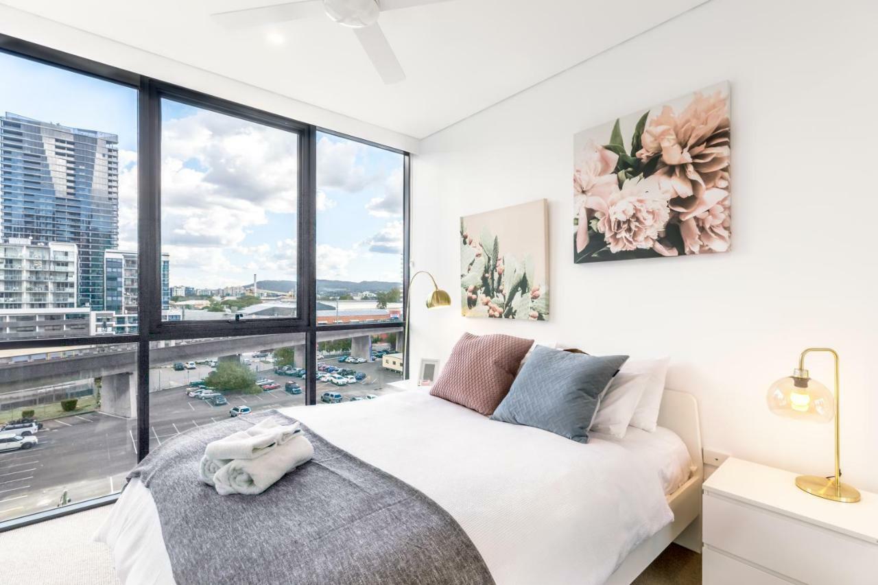 South Bank Beautiful River View Tower * Brisbane