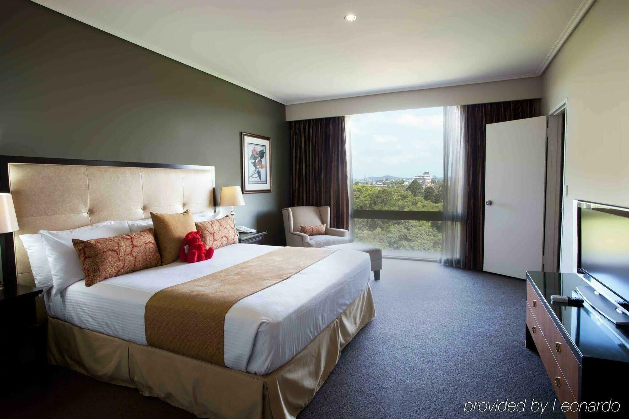 Royal On The Park 4* Brisbane