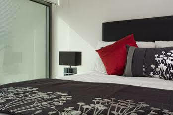 Quattro On Astor By Restt Aparthotel Brisbane
