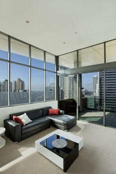 Quattro On Astor By Restt Aparthotel