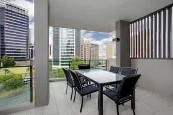 Quattro On Astor By Restt Aparthotel 4*