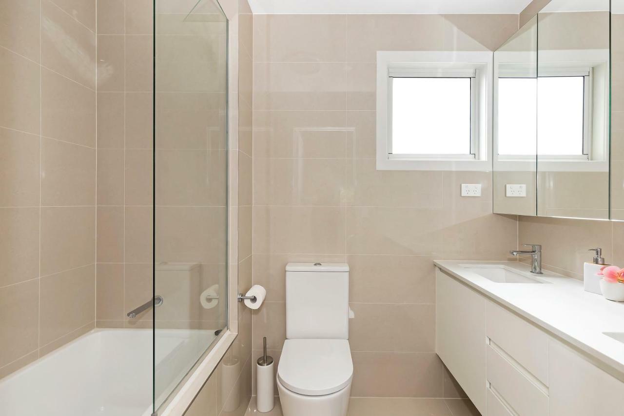 Park Avenue Luxe Townhouse Brand New Sleeps 9 Pousada Brisbane