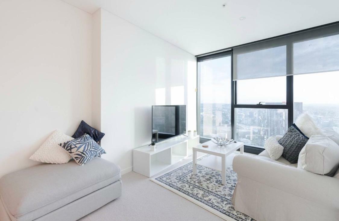 Lvl 50 Skytower Fabulous Views Cbd Wifi Carpark By Stylish *