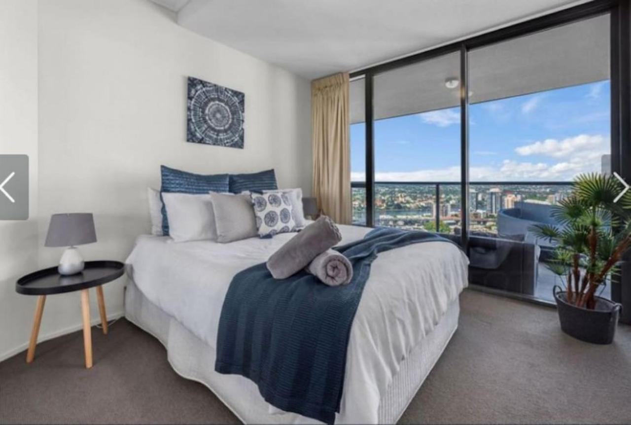 Apartment Au1 - Aurora Skyscraper Cbd For Business Or Pleasure Brisbane