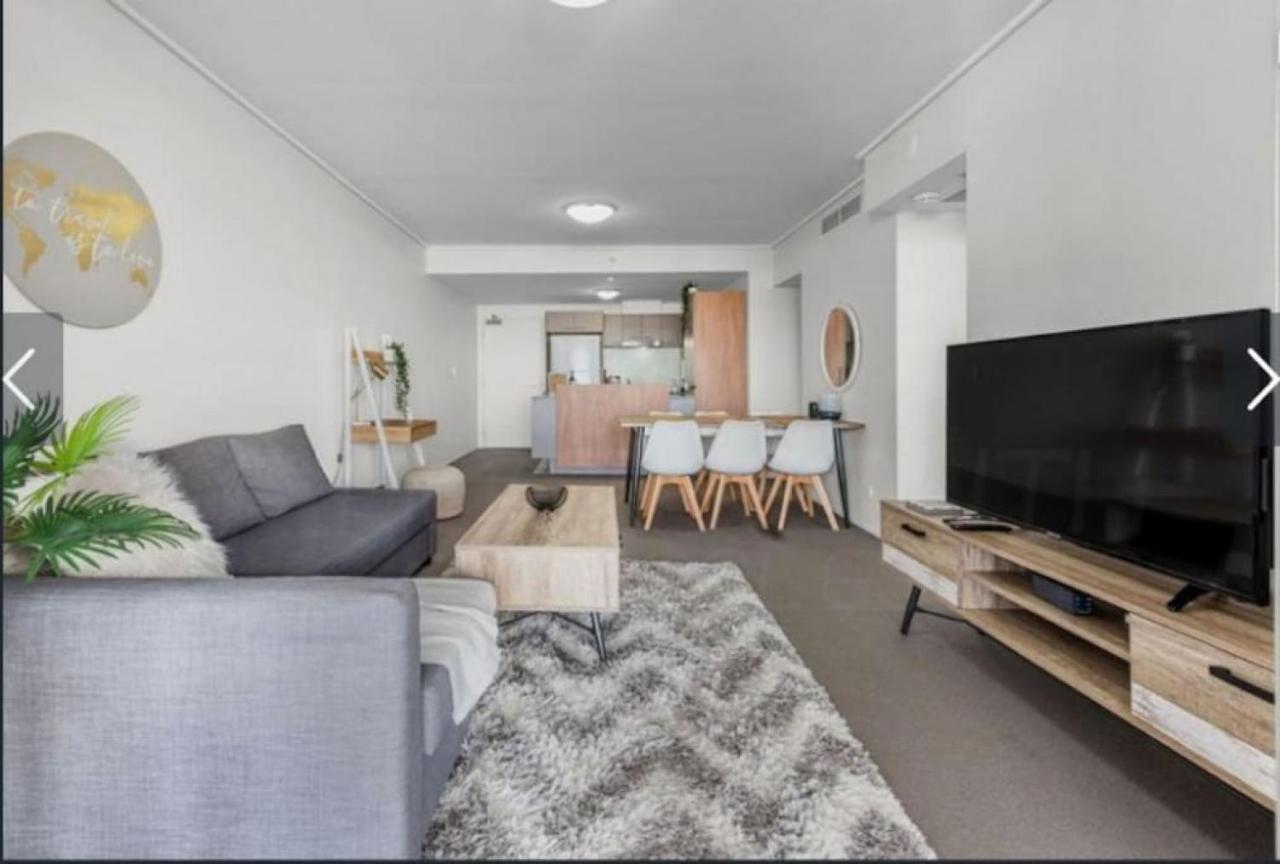 Apartment Au1 - Aurora Skyscraper Cbd For Business Or Pleasure Brisbane