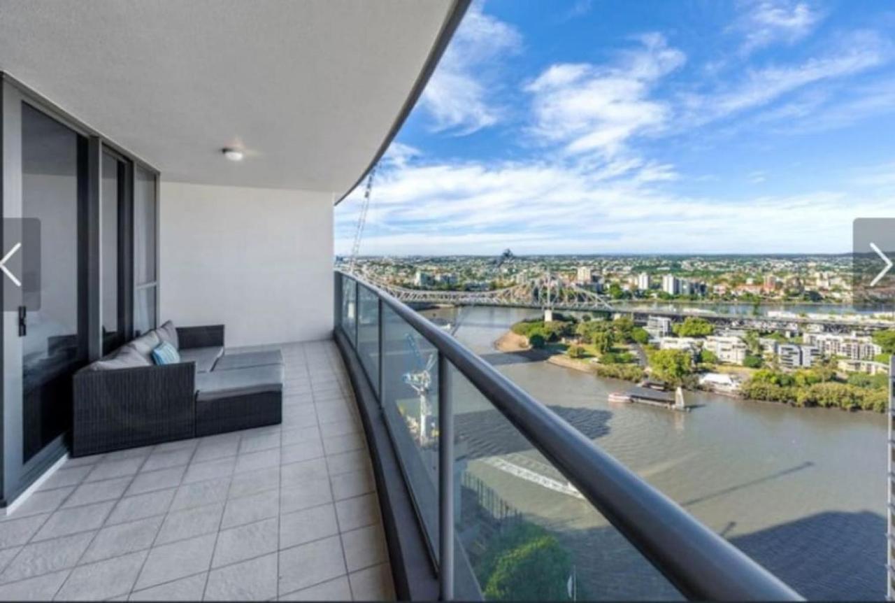 Apartment Au1 - Aurora Skyscraper Cbd For Business Or Pleasure Brisbane