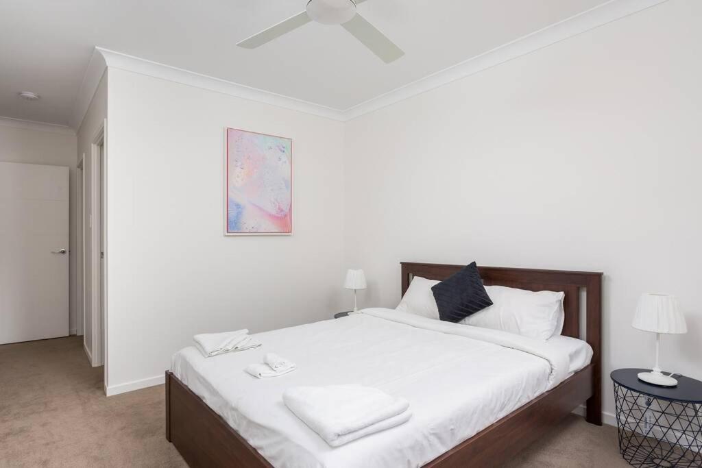 Sweet And Cozy Townhouse In Sunnybank Hills *