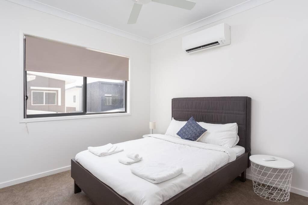Sweet And Cozy Townhouse In Sunnybank Hills Casa de férias