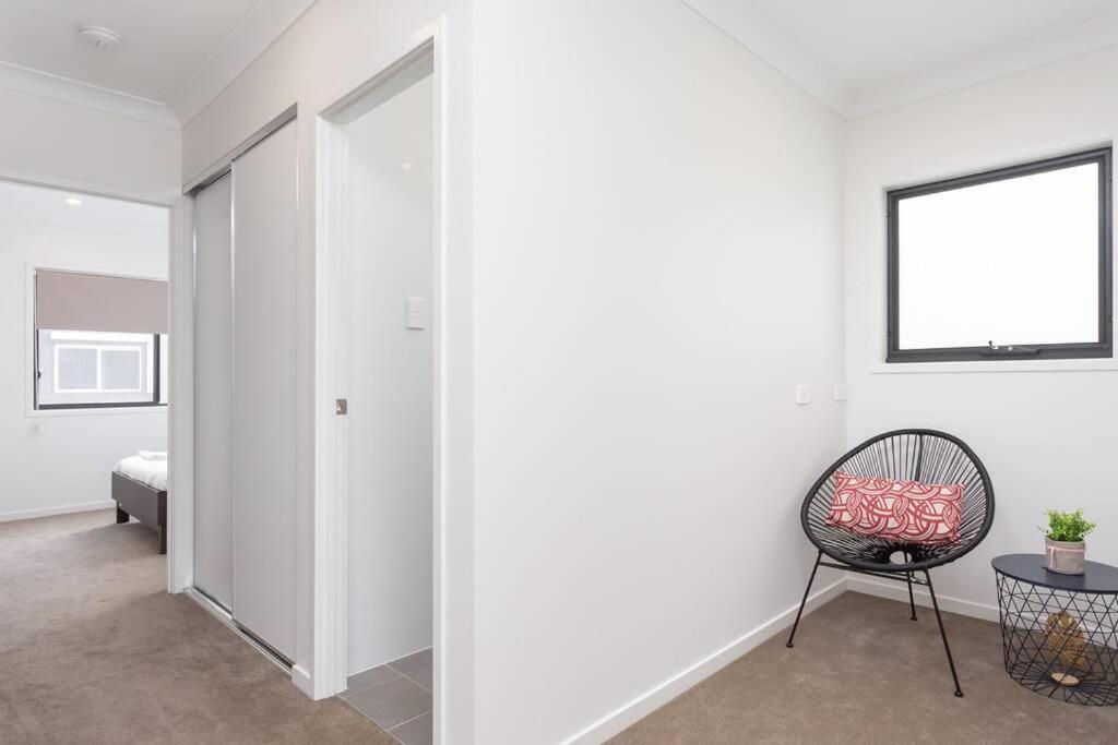 Sweet And Cozy Townhouse In Sunnybank Hills *