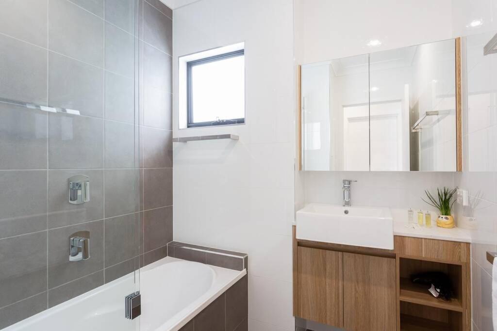 Casa de férias Sweet And Cozy Townhouse In Sunnybank Hills