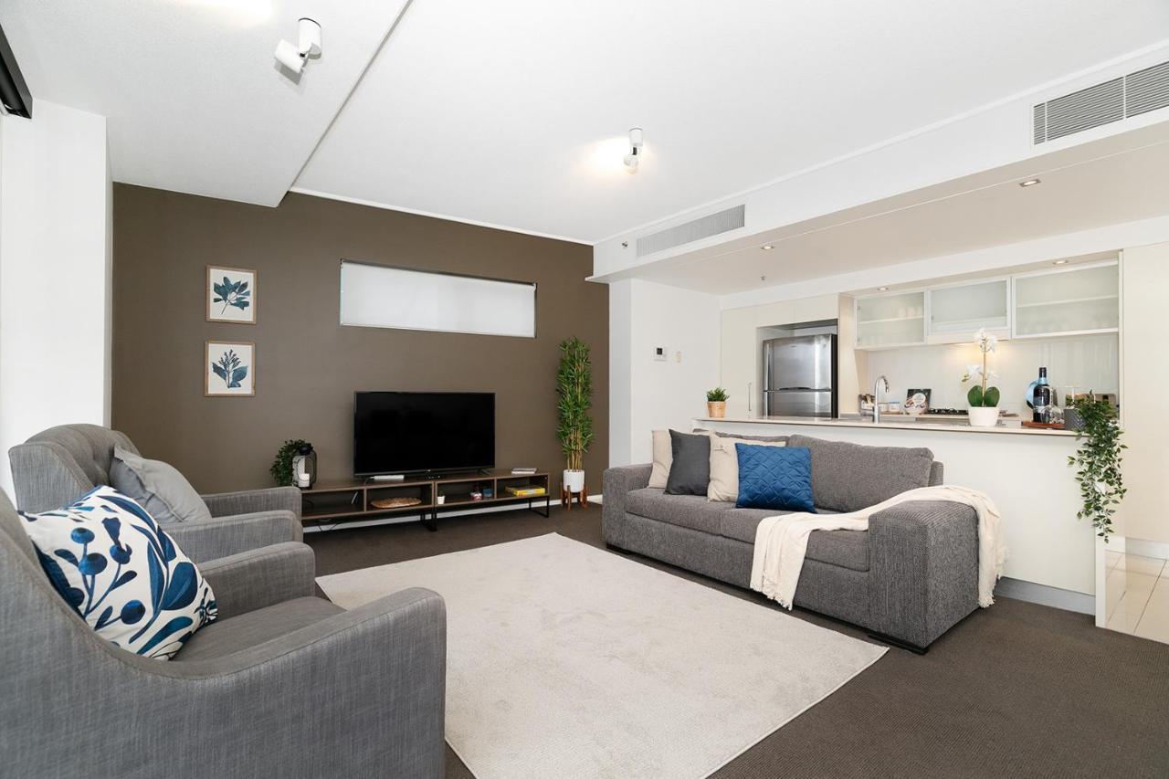 Executive 3 Bedroom Family - Cbd - Views - Netflix - Fast Wifi - Free Parking *