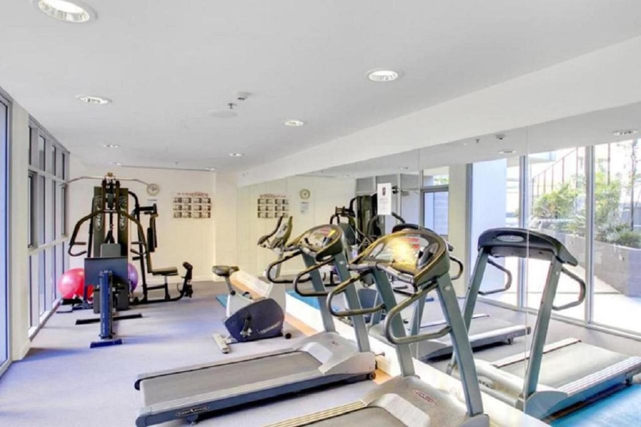 Executive 3 Bedroom Family - Cbd - Views - Netflix - Fast Wifi - Free Parking Apartment Brisbane