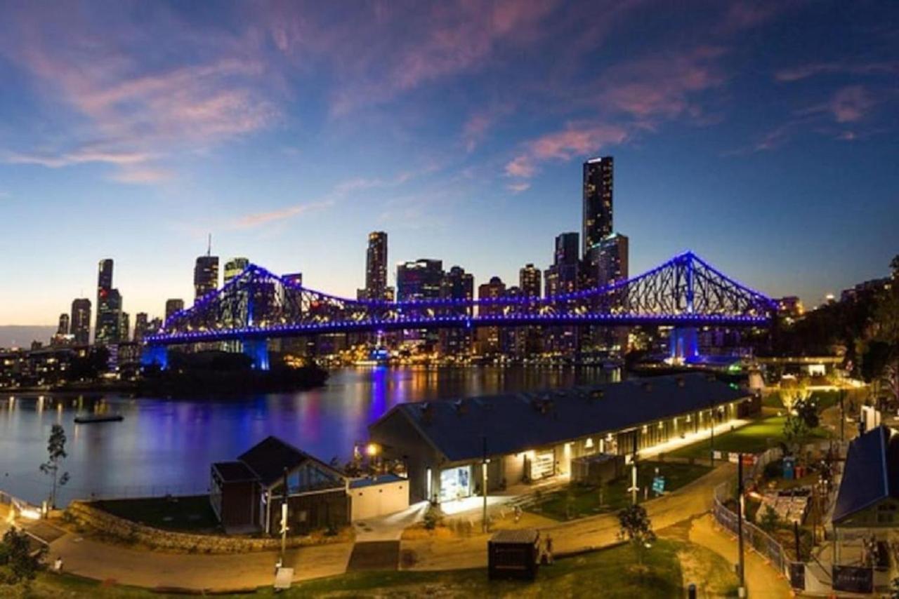 Executive 3 Bedroom Family - Cbd - Views - Netflix - Fast Wifi - Free Parking Brisbane