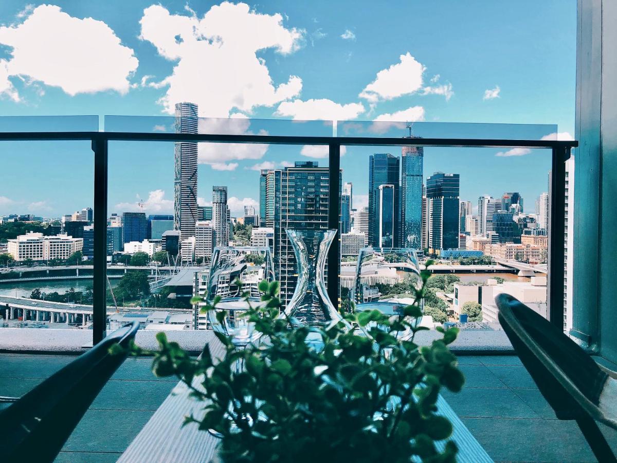 One 3 Beds Apartment Brisbane