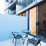 Airtrip Apartments On Cordelia St