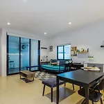 Kozyguru West End 10 Mins To City 1 Bed Apt + Free Parking Qwe017