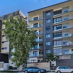 Kozyguru West End 10 Mins To City 1 Bed Apt + Free Parking Qwe017