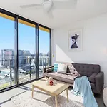 Kozyguru Fortitude Valley Amazing View 2Bed Apt + Free Parking Qfv010