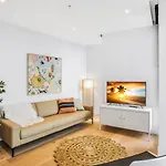 Kozyguru Fortitude Valley Designer Grade 2 Bed Apt Free Parking Qfv179-1401