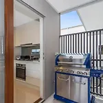 Park Avenue Luxe 1 Bedroom 4Km To City