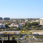 Link Portside Wharf Apartment Hotel