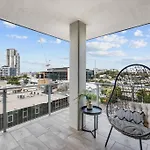 Spacious Inner City Apartment
