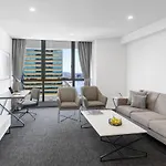 Meriton Suites Herschel Street, Brisbane