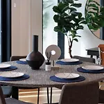 Luxurious 3 Bed Fortitude Valley Penthouse Retreat