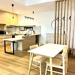 Parkview Apartments