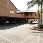 Lancaster Court Motel