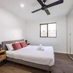 Best Affordable 3B Unit Cbd Steps To River N Stadium