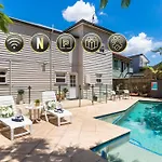 Pet Friendly Family Home In Brisbane - Relocations And Family Stays - Fast Internet - Parking - Netflix