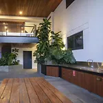 Spacious 2Bed Apartment Plus Nook With River View
