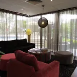 Summit Apartments