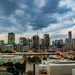 Serain Residences On Hope Street
