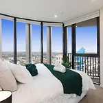 Spire Residence On Queen Cbd