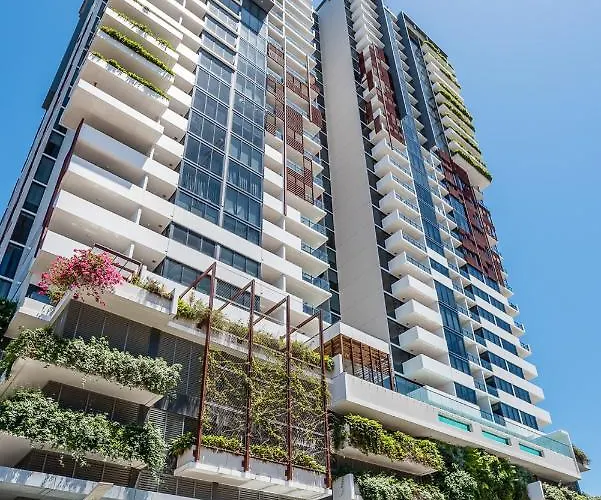 Serain Residences On Merivale Street