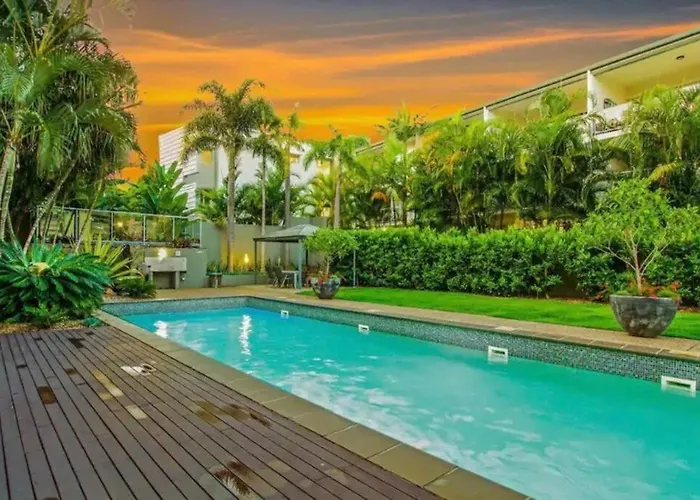 1Br, Study + Patio & Pool