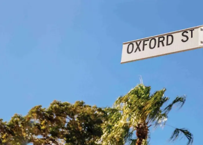 Terrific Townhouse! 2Bed/2Bath/Courtyard/1Car