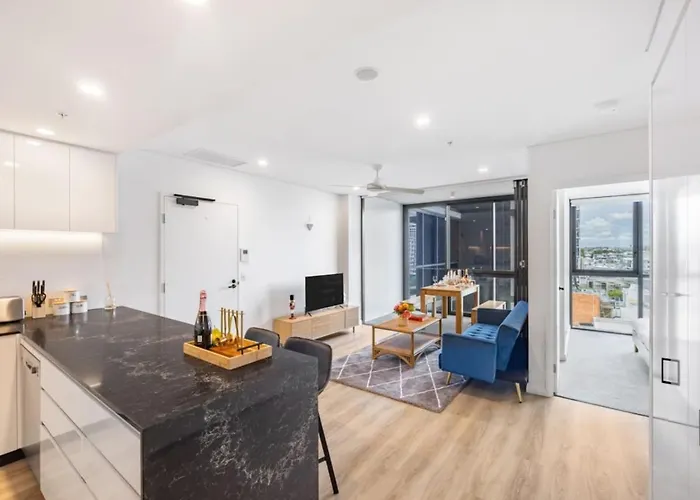 Valley Centre Boutique 1Br Apt Pool N Carpark