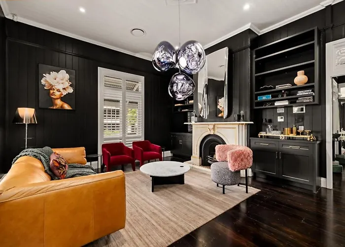 Luxury Inner City Heritage House