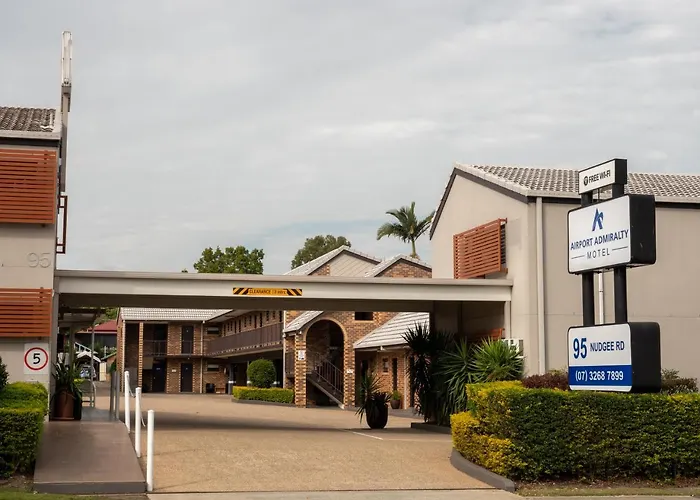 Airport Admiralty Motel