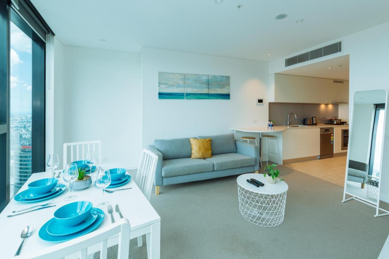 Bed & Breakfast Airtrip On Margaret Street In Cbd Brisbane