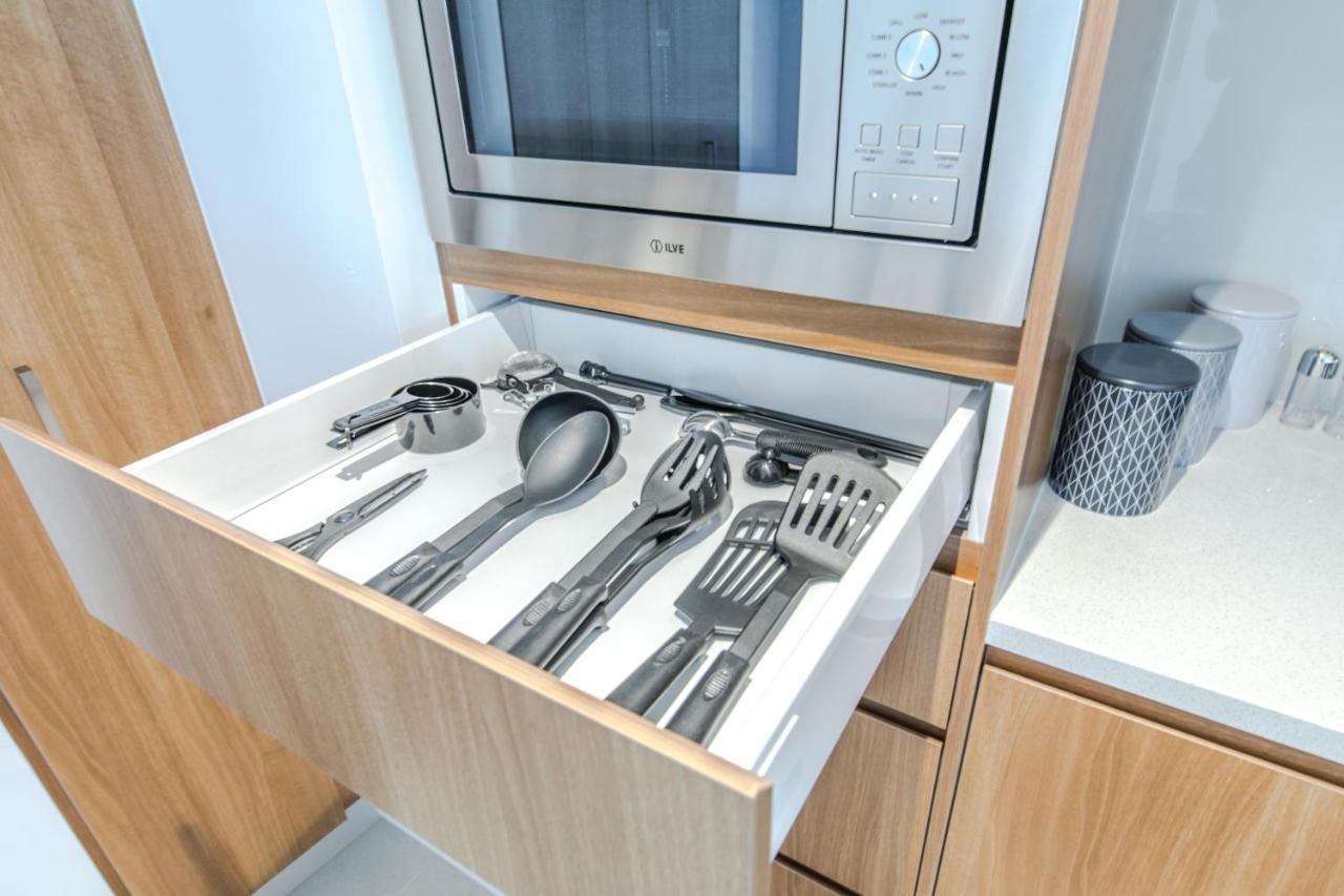 Bed & Breakfast Airtrip On Margaret Street In Cbd Brisbane